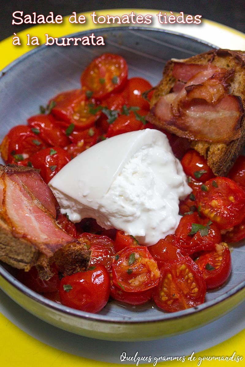 Salade tiède de tomates à la burrata